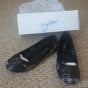 tory klein Shoes - REPOSH! cute flats! tory klein Shoes - REPOSH! cute flats!